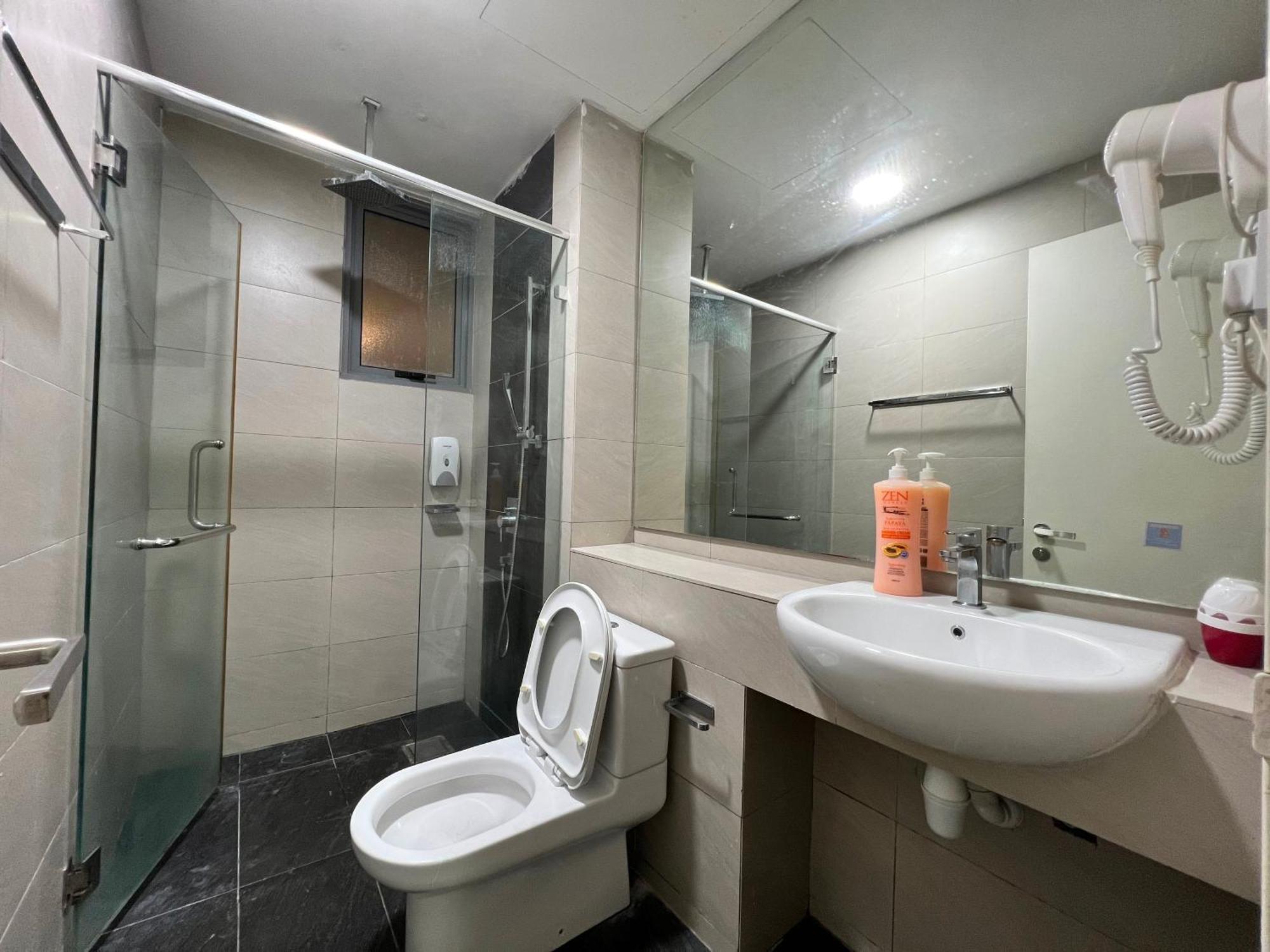 Capital O 90987 The Loft Residences Homestay @ Imago Shopping Mall 2 Kampong Sembulan Εξωτερικό φωτογραφία
