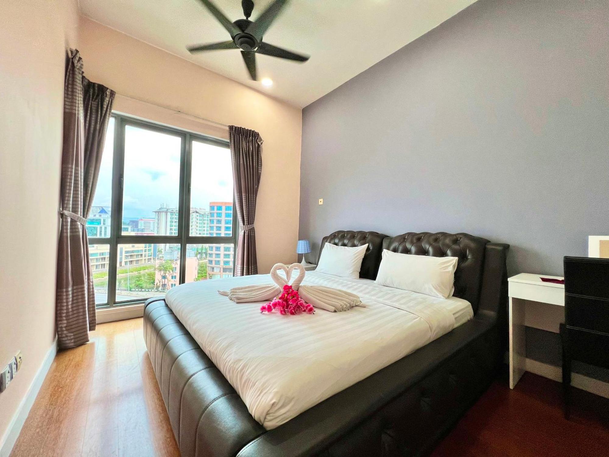 Capital O 90987 The Loft Residences Homestay @ Imago Shopping Mall 2 Kampong Sembulan Εξωτερικό φωτογραφία