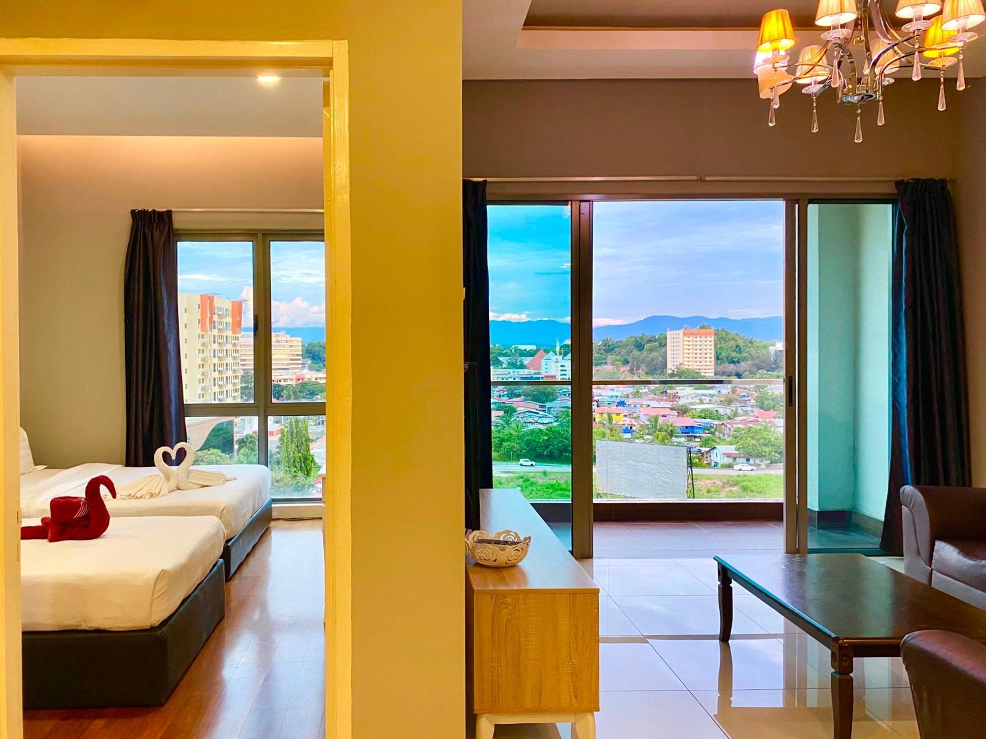 Capital O 90987 The Loft Residences Homestay @ Imago Shopping Mall 2 Kampong Sembulan Εξωτερικό φωτογραφία